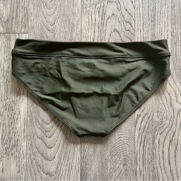 Lululemon Tidal Flow Full Bottom II
Dark Olive - Picture 6 of 10